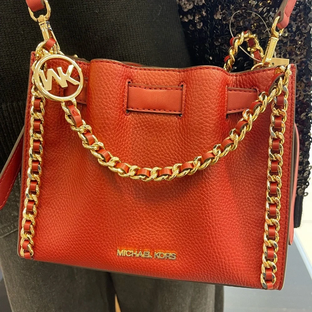 MICHAEL KORS Mina Small Chain Crossbody XBody Bag Belt Chain Inlay
Cherry
NWT - Picture 11 of 16